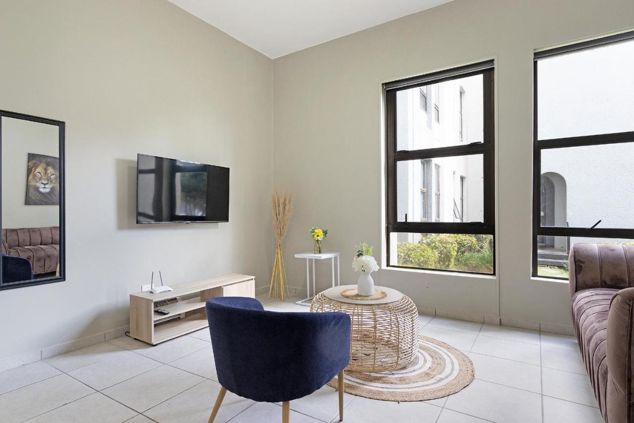 Urban Oasis Apartments At The Bolton Johannesburg Exterior photo